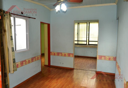 Imagen 2 de 10 de Venta Ya - Oportunidad - Excelente Ubicacion - Muy Luminoso - Impecable Estado