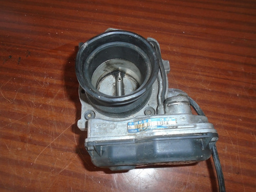 Imagen 1 de 5 de Vendo Cuerpo De Aceleración De Mercedes Benz E220 Año 1990