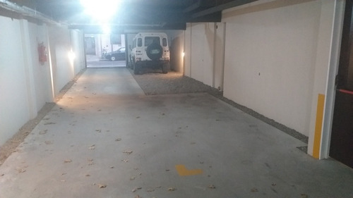 Imagen 10 de 13 de Cochera Nueva Cubierta En Pb. Dueño Directo