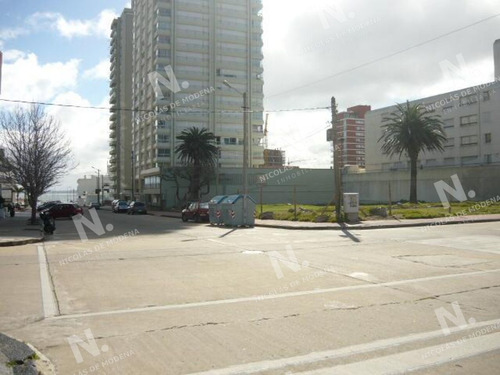 Imagen 2 de 7 de Gran Oportunidad De Venta De Terreno En Península. - Punta Del Este Peninsula