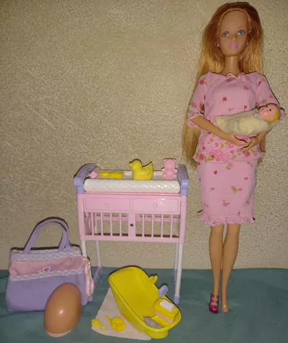 Boneca Barbie Grávida E Família Carrinho E Papai Mamãe Filho