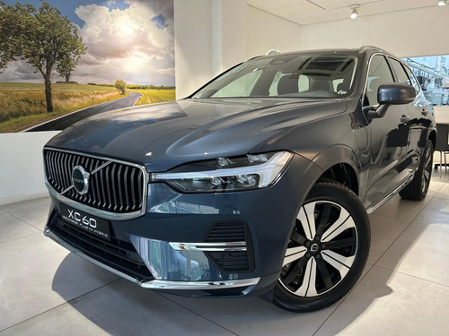 Volvo XC60 2.0 T8 Plus Recharge (Plug-In) 5P Hibrido