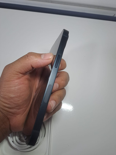 Celular iPhone 13 256gb (Usado)