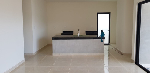 Imagen 4 de 15 de Casa De 1 Planta En Preventa En Privada Manere En Conkal