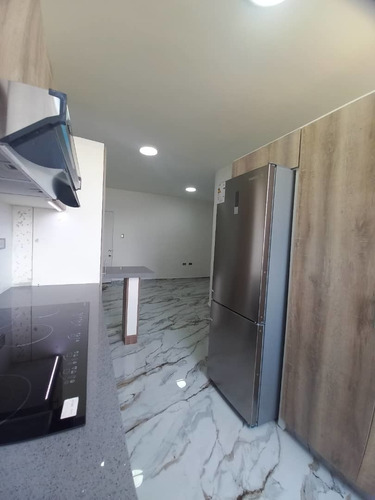 Imagen 9 de 20 de Venta De Apartamento En Buenaventura. Adlz