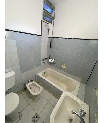 Imagen 7 de 9 de Venta. Cofico. Ideal Inversor! Amplio Depto 2 Dorm + Dep De Serv! No Paga Expensas!!!
