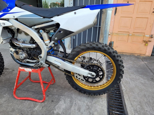 Imagen 5 de 8 de Yamaha Yzf 450