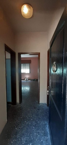 Casa En Venta - 2 Dormitorios 1 Baño - 90mts2 - Llavallol