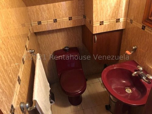 Imagen 10 de 14 de Eloisa Mejia Rentahouse Vende Townhouse En Tazajal Naguanagua 22-3747