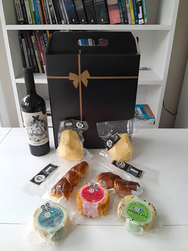 Regalo Box/caja Picada De Quesos Premium Gourmet Con Vino