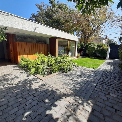 Casa En Venta De 3 Dorm. En Providencia