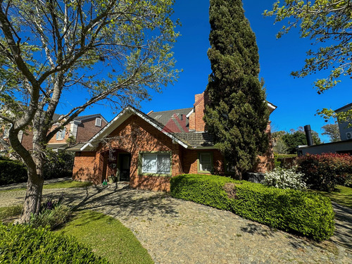 Casa En Venta En La Delfina, Pilar, G.b.a. Zona Norte