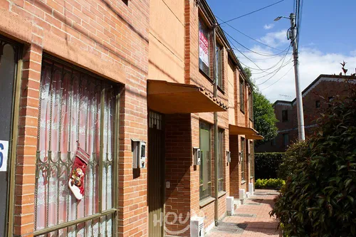 Apartamento En Compartir, Tibabuyes. 1 Habitación, 44 M², Id: 48833