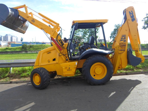 Retroescavadeira Jcb Ano 1998 Traçada