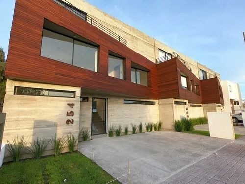 Imagen 1 de 14 de Se Vende Preciosa Casa En Colinas De Juriquilla, Doble Altur