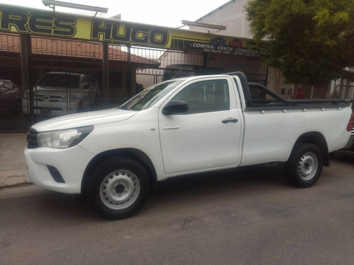 Toyota Hilux 2.4 Cd 150cv 4x2