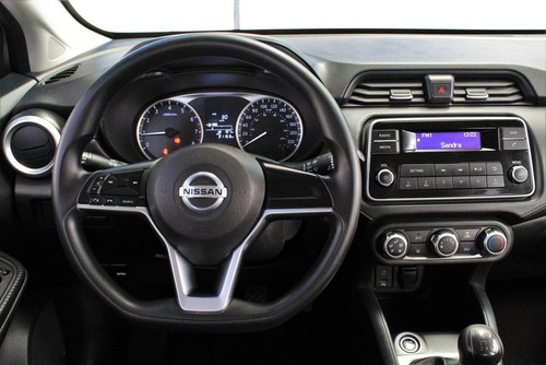 Imagen 10 de 14 de Nissan Versa Sense 5vel 2020