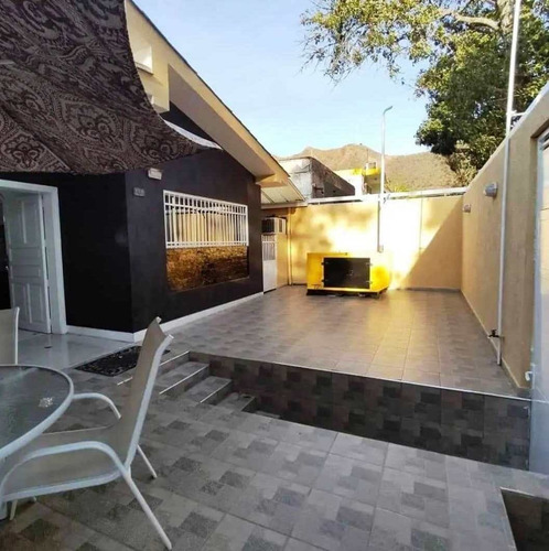 Imagen 14 de 15 de Venta Casa Urb. Trigal Centro, Valencia
