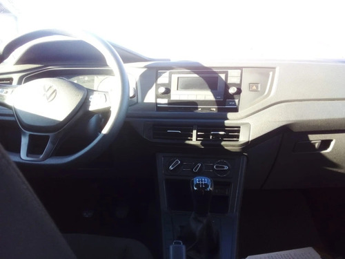 Volkswagen Polo Track 1.0 Flex 12V 5p