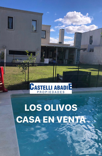 Los Olivos- Casa En Venta- Excelente Estado- Amplio Jardin- Piscina- 3 Dormitorios- 3 Banos