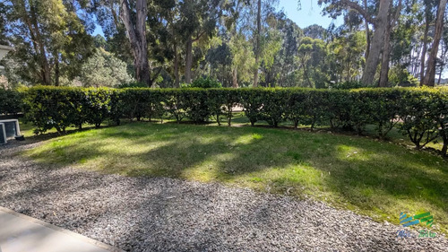 Venta De Apartamento 1 Dormitorio En Green Park De Solanas Punta Ballena