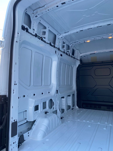 Ford Transit 2.0l Mediana Techo Elevado