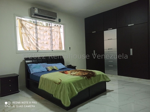 Imagen 6 de 14 de Casa En Venta Urbanizacion El Bosque Maracay 22-15251 Dc