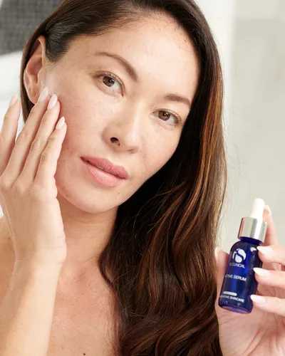 Face Serum Is Clinical Active Serum De 30 Ml Para Un Tono De