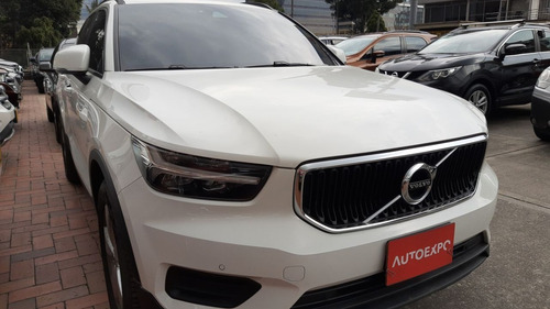Imagen 2 de 20 de Volvo Xc40 2021