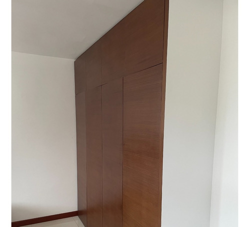 Imagen 8 de 15 de Apartamento Amoblado En Venta Mirávila 80mts2 2h/2b/2p