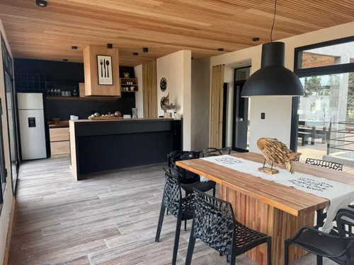 Casa En Venta Hormigon 2 Plantas Costa Esmeralda Ecuestre