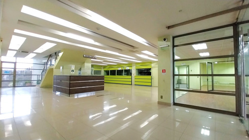 Edificio Oficinas Ascensores Equipado Arriendo Quinta Normal