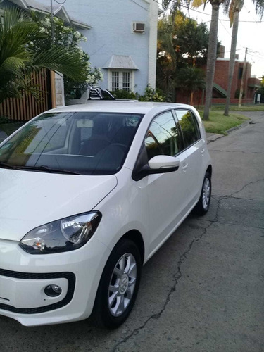 Volkswagen Up! 2014 1.0 High Up! 75cv 5 P