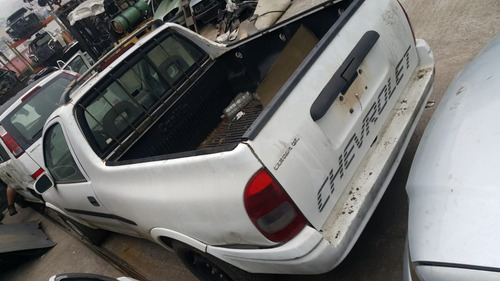 Gm Corsa Gl 1998 1999 (sucata Somente Peças)