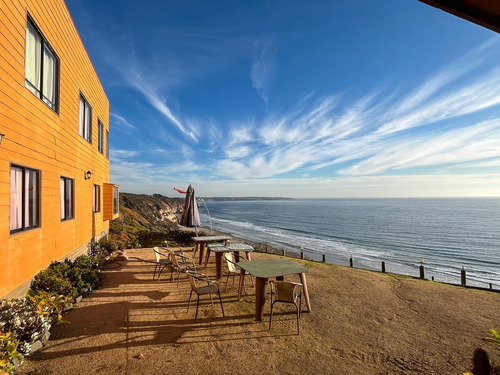 Hostal Con Impresionante Vista En Cerro Tacna, Maitencillo