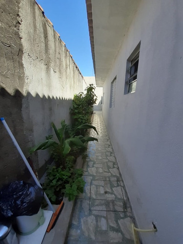 Casa À Venda, 2 Quartos, 2 Vagas, Jardim Vitória - Suzano/sp - 2139