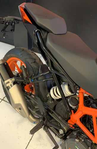 Imagem 8 de 15 de Ktm Duke 390 2022 Prata .... Lançamento Só Na Amaro Motos