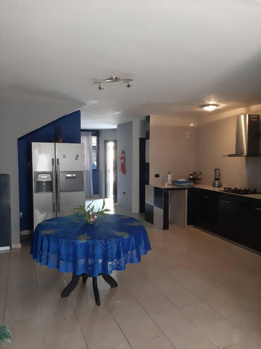 Imagen 7 de 14 de Townhouse En Venta En Villa Nueva 127mts Alexandra Ramírez 04147041922