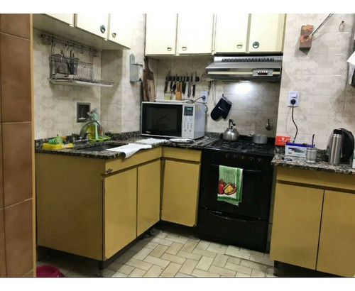 Retasado. Venta Departamento De Tres Ambientes Al Frente.
