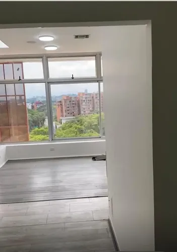 Alquiler Oficina - Consultorio Unicentro