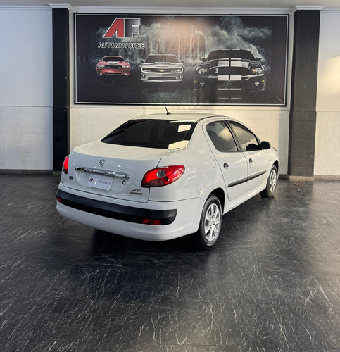 Peugeot 207 1.4 Sedan Xr