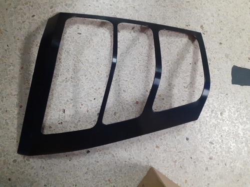 Aplique Grand Vitara J3 Negro Stop Izquierdo Original