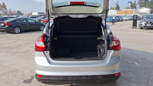 Ford Focus 2.0 TITANIUM POWER SHIFT