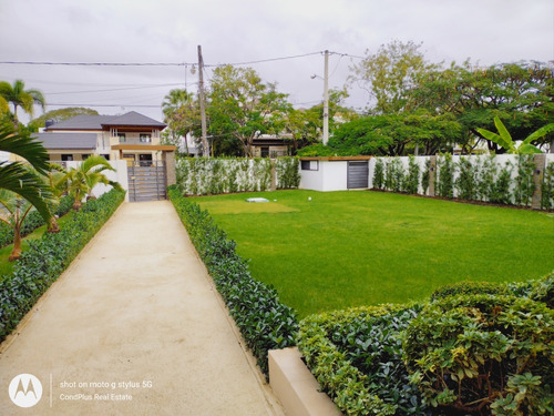 La Casa Y Patio De Tus Sueños En Proyecto Cerrado En Stgo