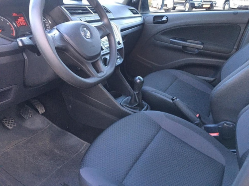 Imagem 5 de 9 de Volkswagen Voyage 1.6 Msi Total 2020