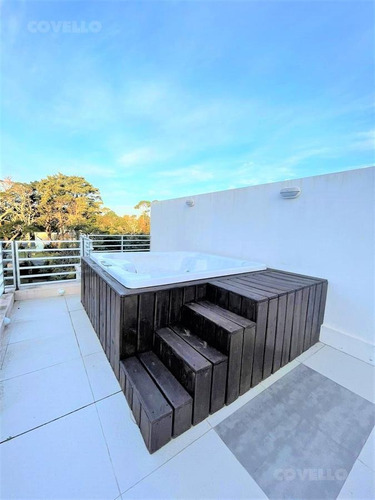 Imagen 15 de 18 de En Exclusividad, Penthouse De 1 Dormitorio Con Amplia Terraza Con Hidromasaje !