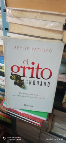 Libro El Grito. Ibeyise Pacheco
