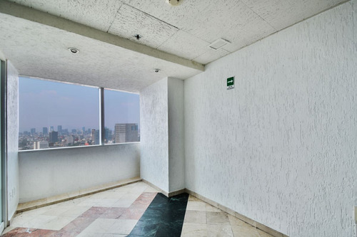 Oficina En Venta En Torre Wtc, Piso 21 De 83 M2.
