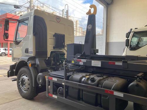 Vm 290 6x4 2025 Caminhao Rolon Grimald 2025