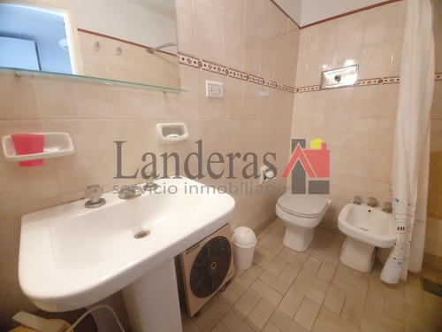 Imagen 10 de 11 de Departamento Monoambiente - Una Cuadra Del Mar - Vista Al Ma